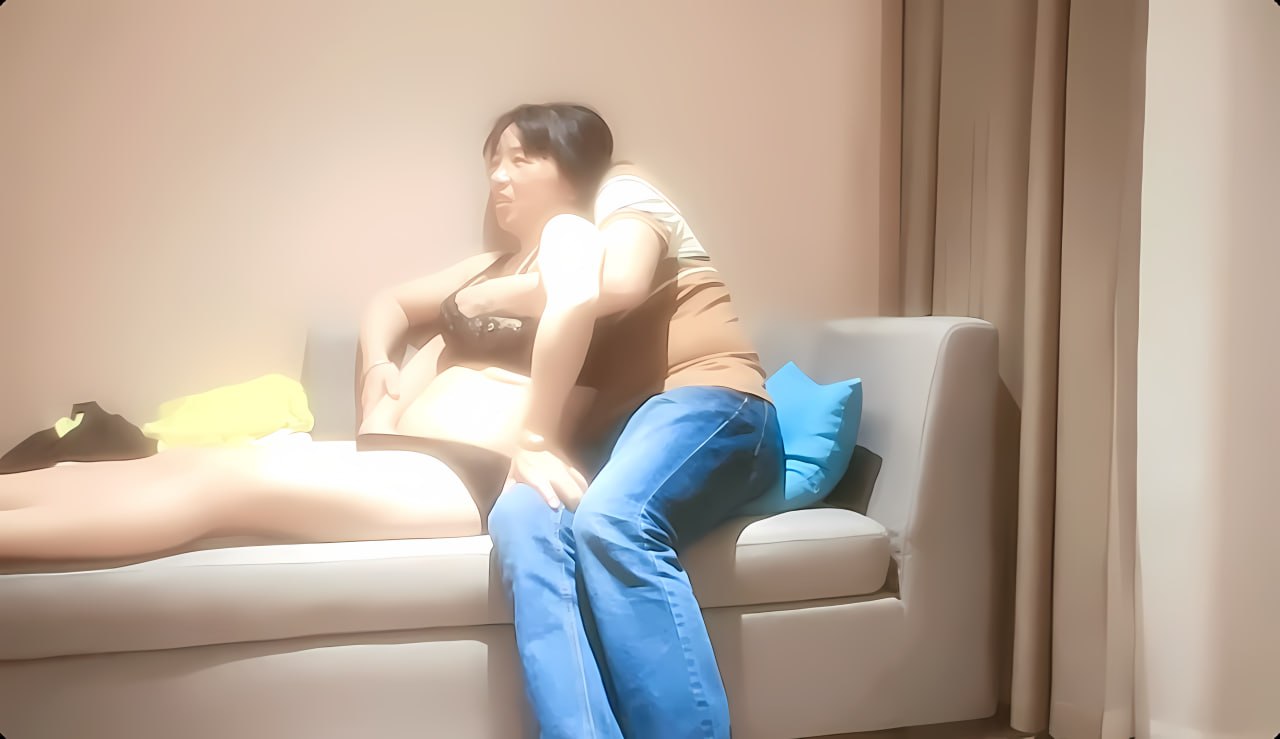狂躁美女大BBBBBB糟蹋_年轻漂亮吗